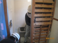 木太町Ｔ様邸浴室改修工事が始まりました。